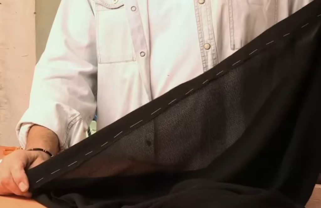 Hand-Sewing vs. Machine-Sewing: Tips and Tricks